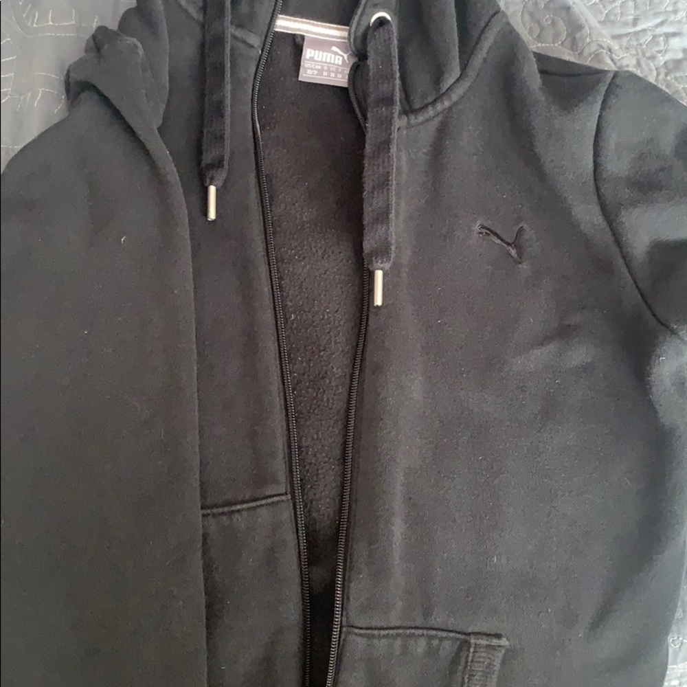 XS puma black zip up
